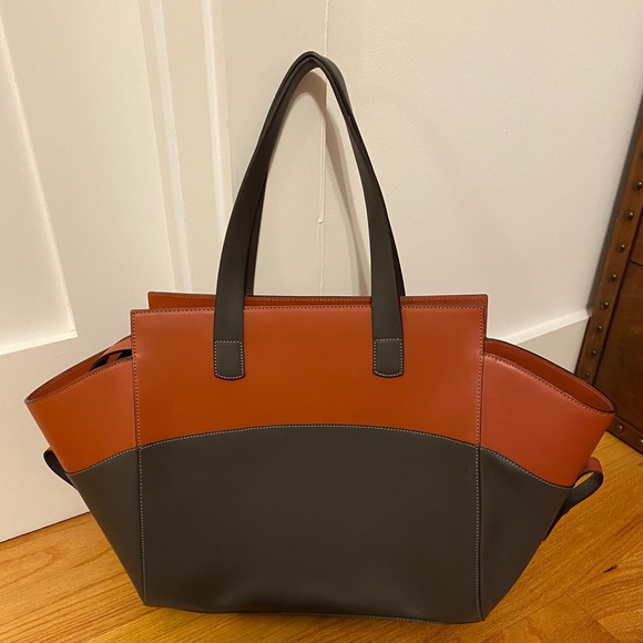 Italian Leather Carry All - Picture 2 of 7